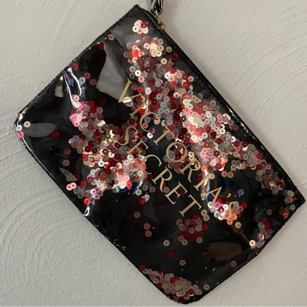 Victoria’s Secret Wristlet Purse Bag Full Zip New